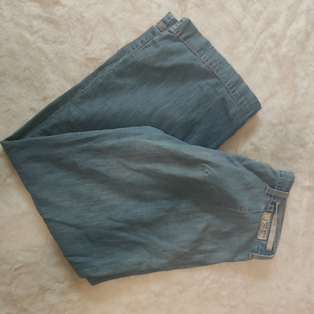 Lucky Brand Capris Size 8